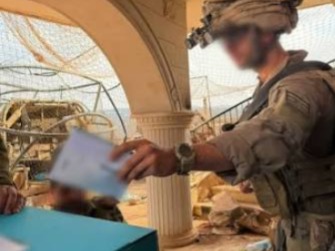 بيروت تراقب صناديق إسرائيل وتخشى "إسنادًا" بأمر إيراني